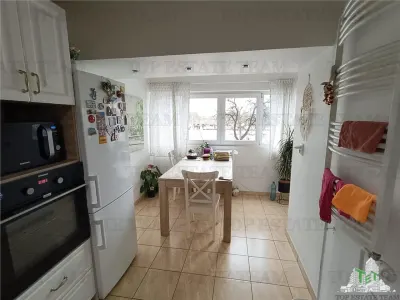 Appartement Trois Chambres à Vendre, Ion Mihalache, Bucarest - foto 9