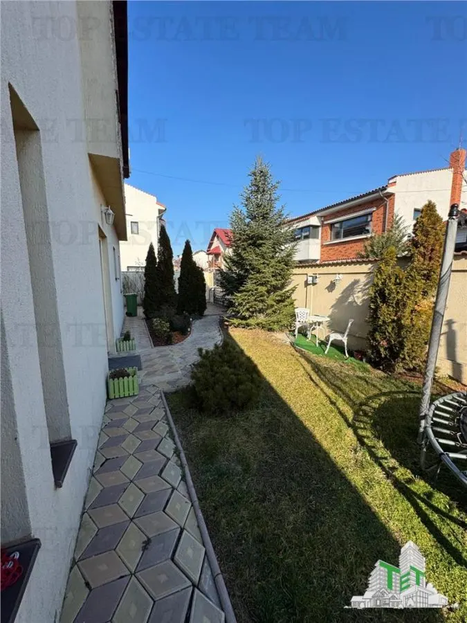 Casa Individual en Venta en Otopeni - foto 1