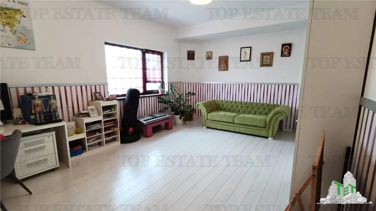 Casa Individual en Venta en Otopeni - foto 14