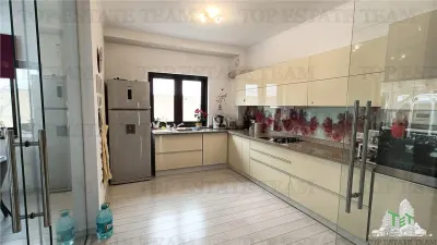 Casa Individual en Venta en Otopeni - foto 8