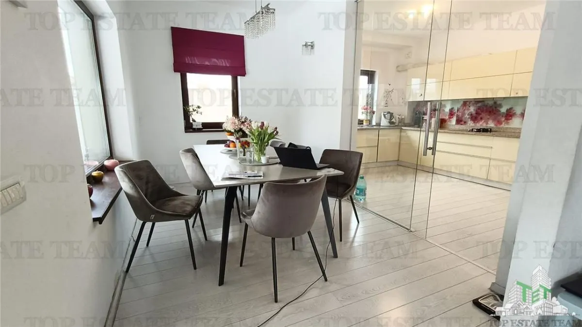 Casa Individual en Venta en Otopeni - foto 9