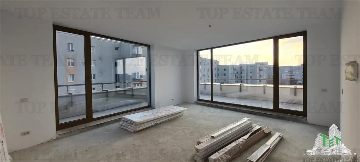 Penthouse 4 Chambres, Terrasse 66 m², Immeuble Boutique, Bucarest, Parc Opéra - foto 2