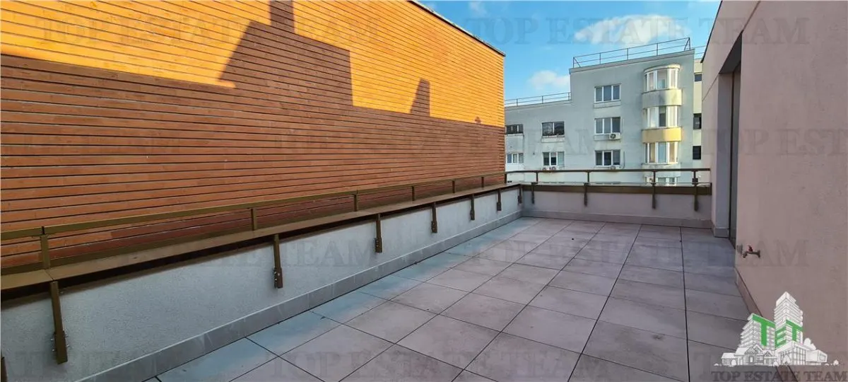 Penthouse 4 Chambres, Terrasse 66 m², Immeuble Boutique, Bucarest, Parc Opéra - foto 3