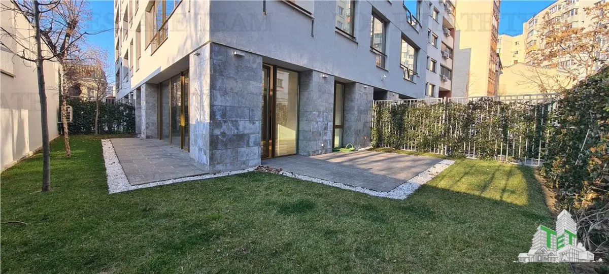 Apartamento de 3 Dormitorios con Jardín de 92 m², Edificio Boutique, Bucuresti, Parque Ópera - foto 1