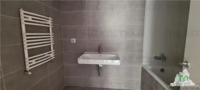 Apartamento de 3 Dormitorios con Jardín de 92 m², Edificio Boutique, Bucuresti, Parque Ópera - foto 5