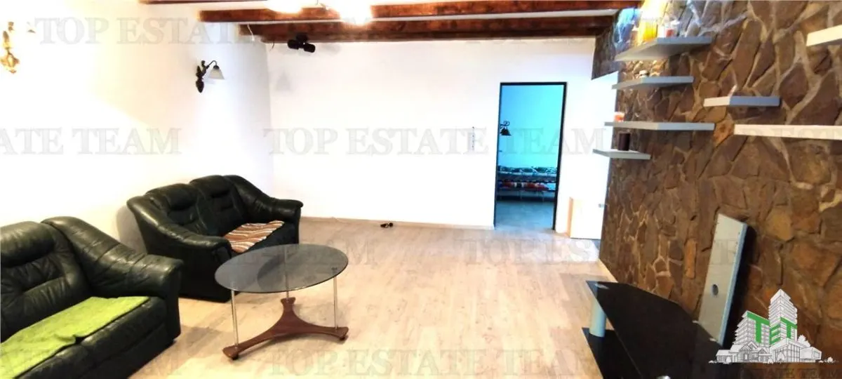 Dos Casas Independientes en Venta en Otopeni - foto 18