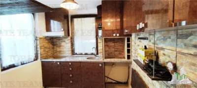 Dos Casas Independientes en Venta en Otopeni - foto 21