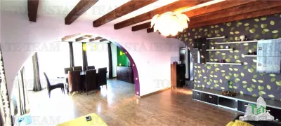 Dos Casas Independientes en Venta en Otopeni - foto 4