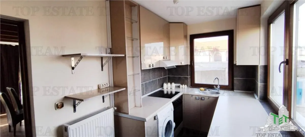 Dos Casas Independientes en Venta en Otopeni - foto 8