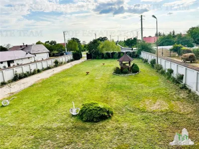 Villa with 4,690 sqm Land, Golf Niculești - foto 8