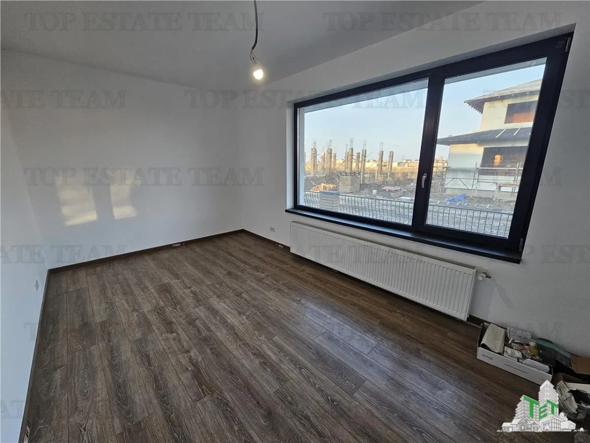 Villa de Lujo de 4 Dormitorios con Dormitorio Principal en Planta Baja, Domnesti - foto 12