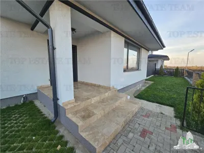 Villa de Lujo de 4 Dormitorios con Dormitorio Principal en Planta Baja, Domnesti - foto 13