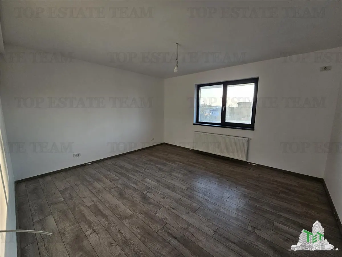 Villa de Lujo de 4 Dormitorios con Dormitorio Principal en Planta Baja, Domnesti - foto 8