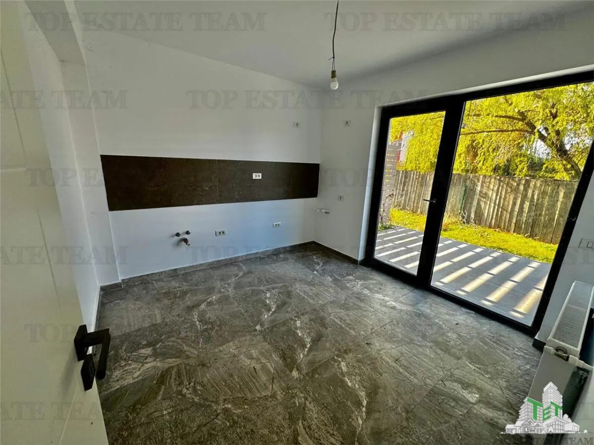 Sector 5, Frontera Bragadiru: Dúplex de 4 Dormitorios con Jardín de 200sqm - foto 3
