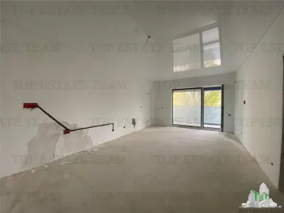 Mamaia: Two-Bedroom Apartment for Sale - foto 2