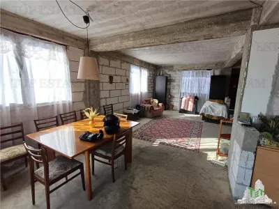 弗鲁穆萨尼3卧室别墅，700平方米地块待售 - foto 8