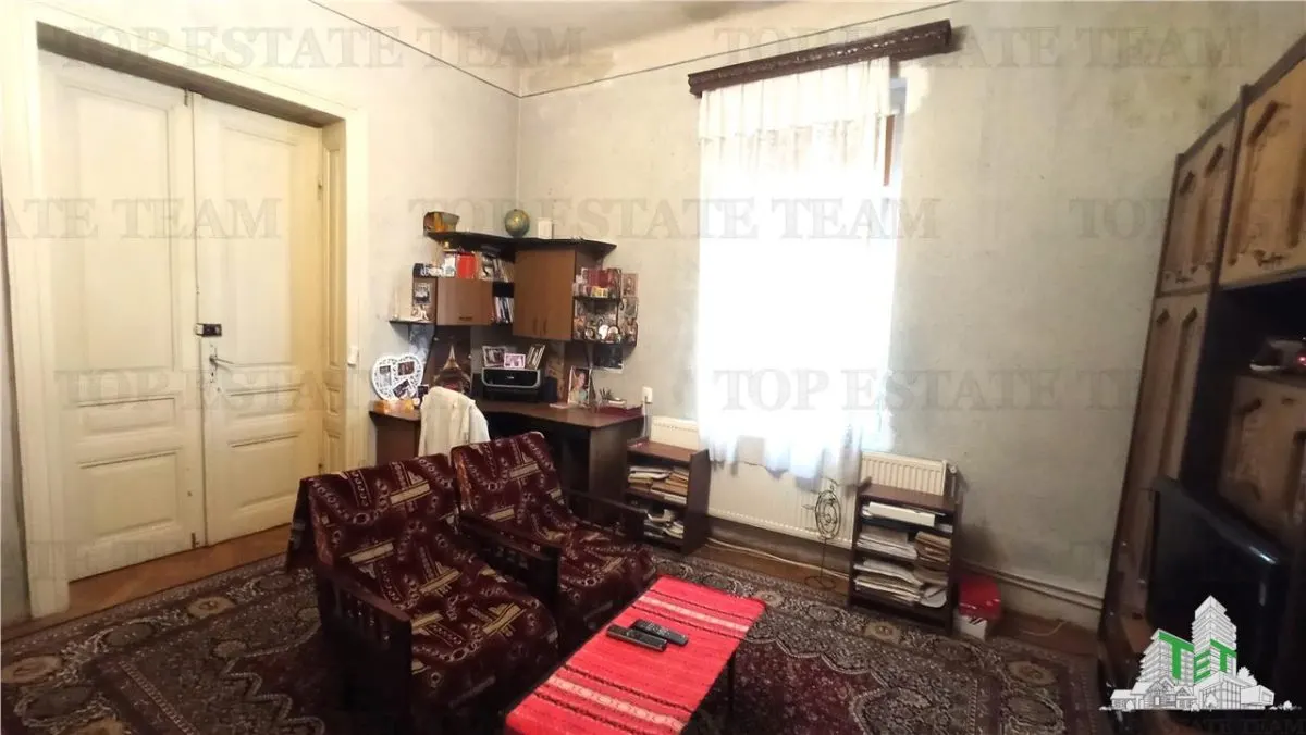 Casa en Venta en Mantuleasa, Centro de Bucarest - foto 1