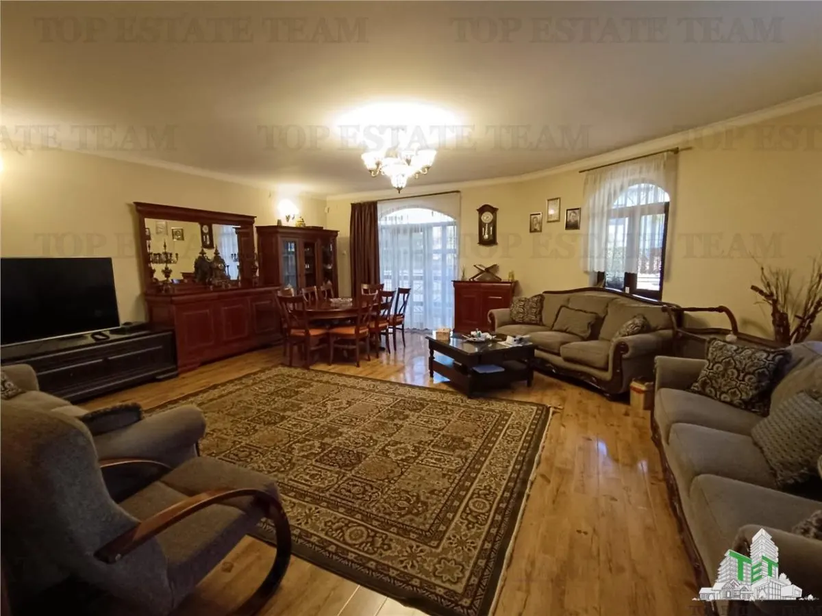Elegant Villa for Sale near Bazilescu Park, Bucuresti Noi - foto 1