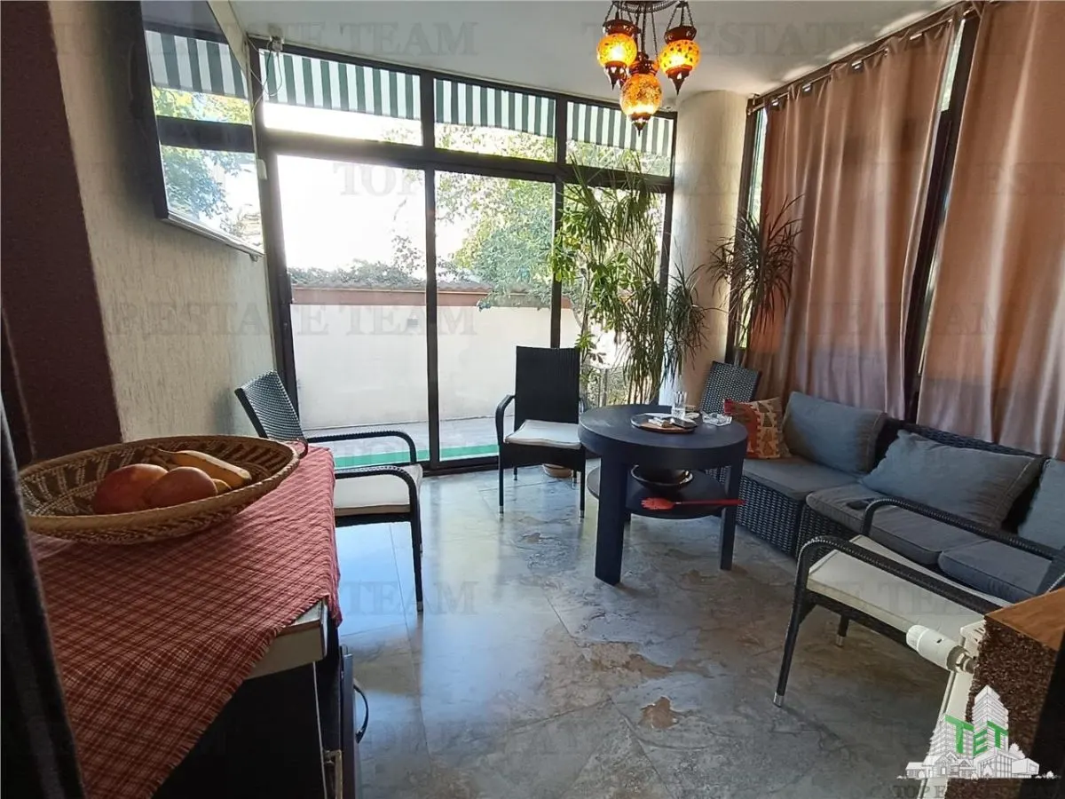 Elegant Villa for Sale near Bazilescu Park, Bucuresti Noi - foto 3