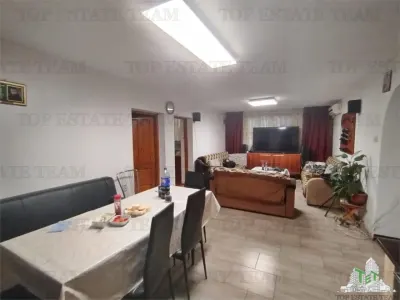 Villa de 7 Dormitorios 300 mpu + Terreno 2000 mpu – Giulesti, Sector 6 - foto 7