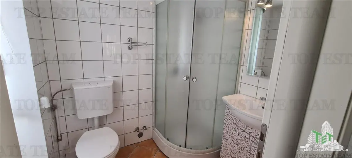 Office-Suitable Apartment in Casin Zone, Bucharest - foto 7