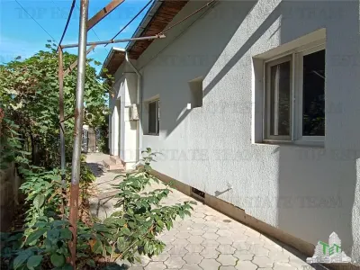 Charming Single-Storey House for Sale, Domenii, Quiet Location, Metro Access - Bucuresti