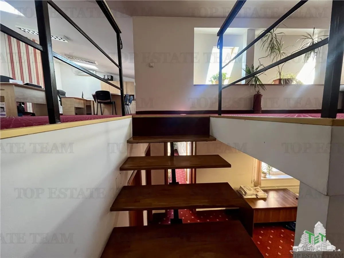 Duplex de 7 Dormitorios | Dacia | 228 m² | Garaje | Calefacción Central - foto 15