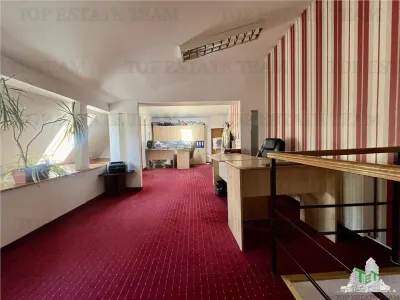 Duplex de 7 Dormitorios | Dacia | 228 m² | Garaje | Calefacción Central - foto 17
