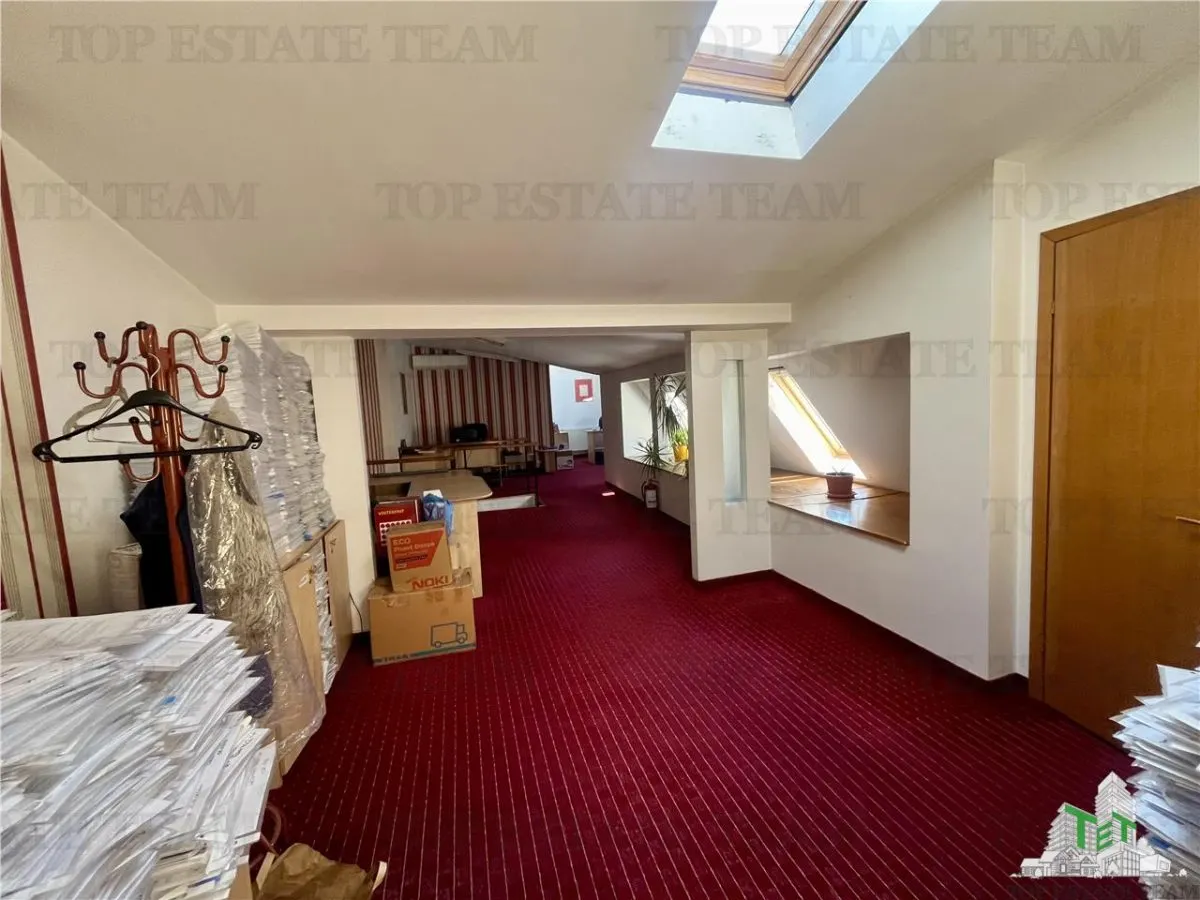Duplex de 7 Dormitorios | Dacia | 228 m² | Garaje | Calefacción Central - foto 19