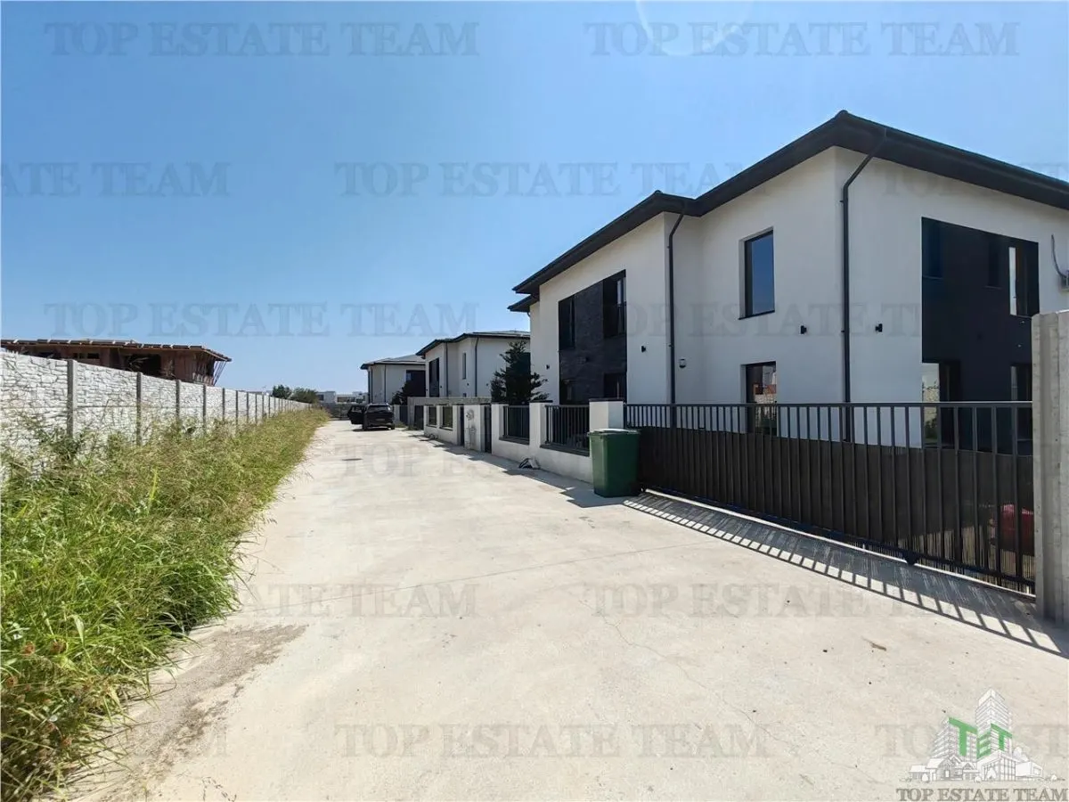 Villa de 4 Dormitorios, Tunari - Cuza - foto 1