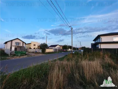 Terreno Edificable con Doble Acceso, 2.965 m², Todas las Utilidades, 1 Decembrie - foto 2
