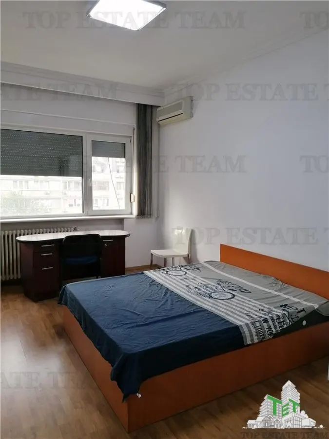 Apartamento de Cuatro Dormitorios, Zona Nicolae Balcescu - foto 3