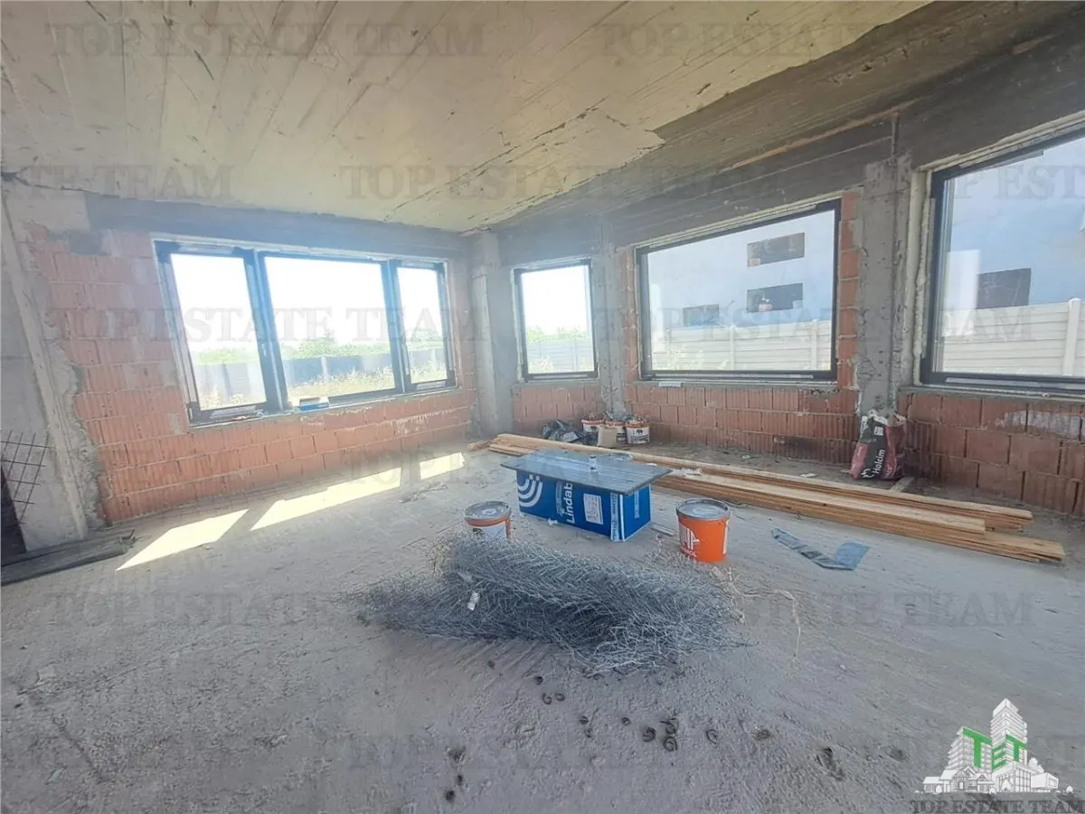 Tudor Villa P+1 with Separate Ground Floor House and 1000 sqm Plot - foto 12