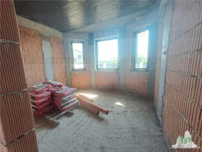 Tudor Villa P+1 with Separate Ground Floor House and 1000 sqm Plot - foto 16