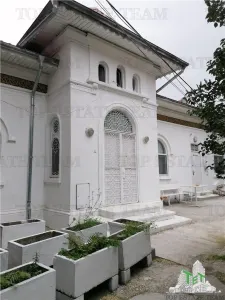 Interwar Period House for Sale in Mosilor Area, Bucharest - Bucuresti