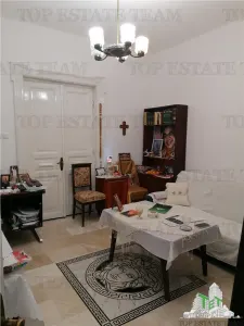 Casa de Época Entreguerras en Venta en Zona Mosilor, Bucarest - foto 2
