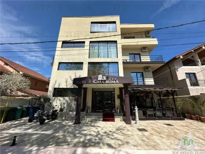 Villa Mamaia Nord - 30 Bedrooms Seafront Investment Property - Mamaia-Sat