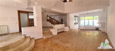 Villa en Venta en Zona Domenii - foto 2