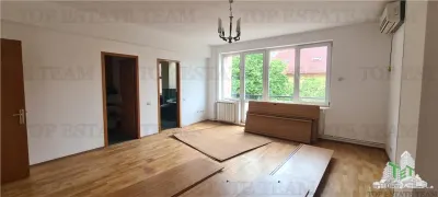 Villa en Venta en Zona Domenii - foto 13