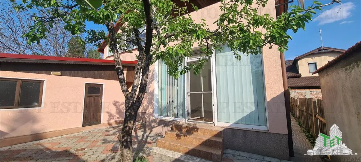 Villa de 5 Dormitorios en Venta en Bucurestii Noi – Cerca del Metro - foto 1