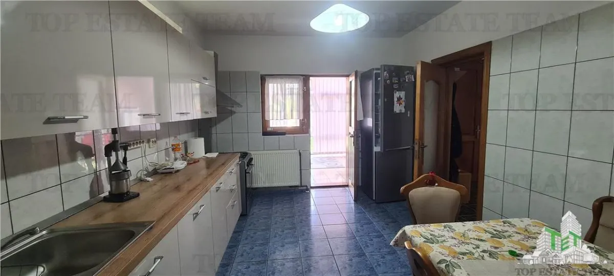 Villa de 5 Dormitorios en Venta en Bucurestii Noi – Cerca del Metro - foto 7