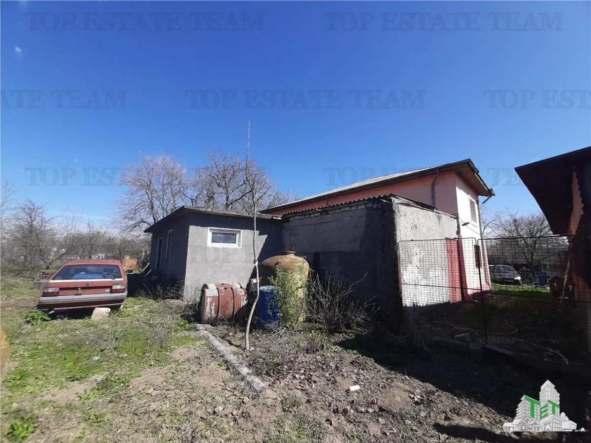 Terrain 4 000 m² avec Maison à Démolir à Bragadiru/Varteju, Magurele - foto 12