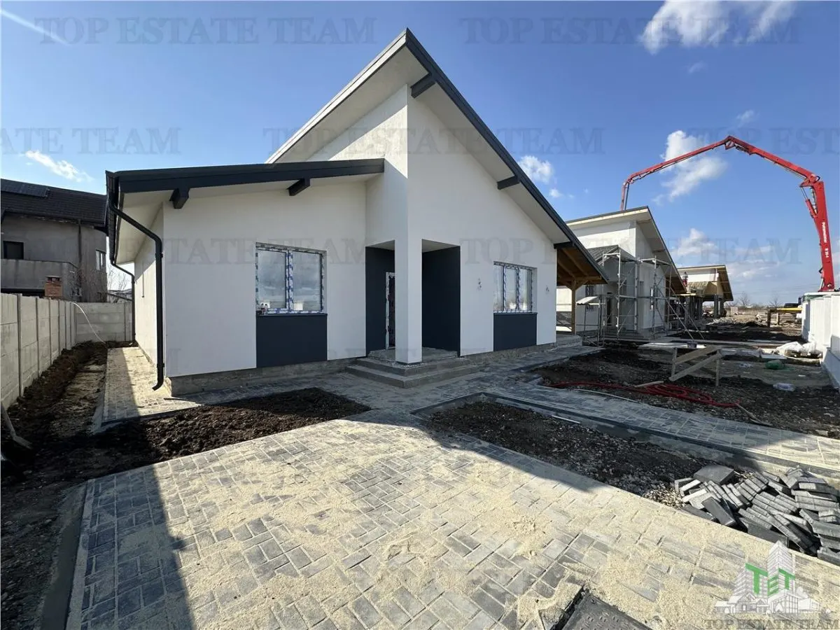 Charming 3-Bedroom Villa with Underfloor Heating, Spacious Terrace and Loft, Calea Bucuresti - foto 1