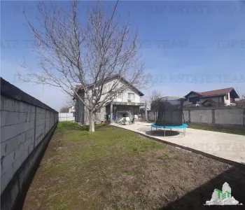 Spacious 8-Bedroom House with 801 sqm Land – Ideal for Two Families - foto 13