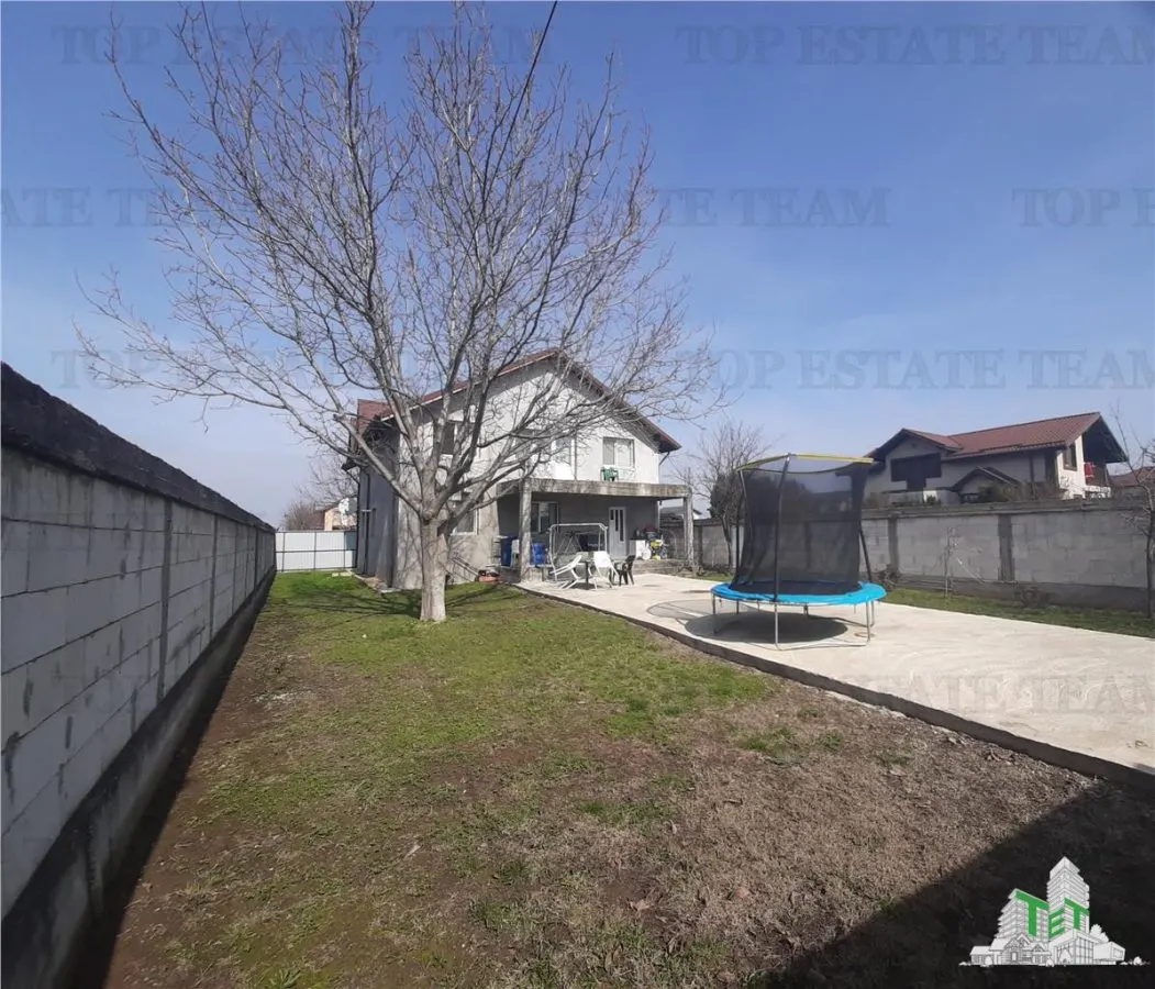 Spacious 8-Bedroom House with 801 sqm Land – Ideal for Two Families - foto 13
