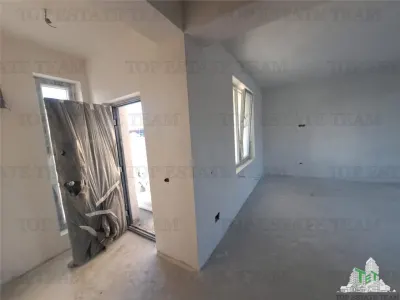 Villa Triplex en Venta en Magurele, Ilfov - foto 12