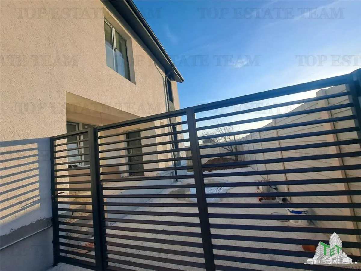 Villa Triplex à Vendre à Magurele, Ilfov - foto 1
