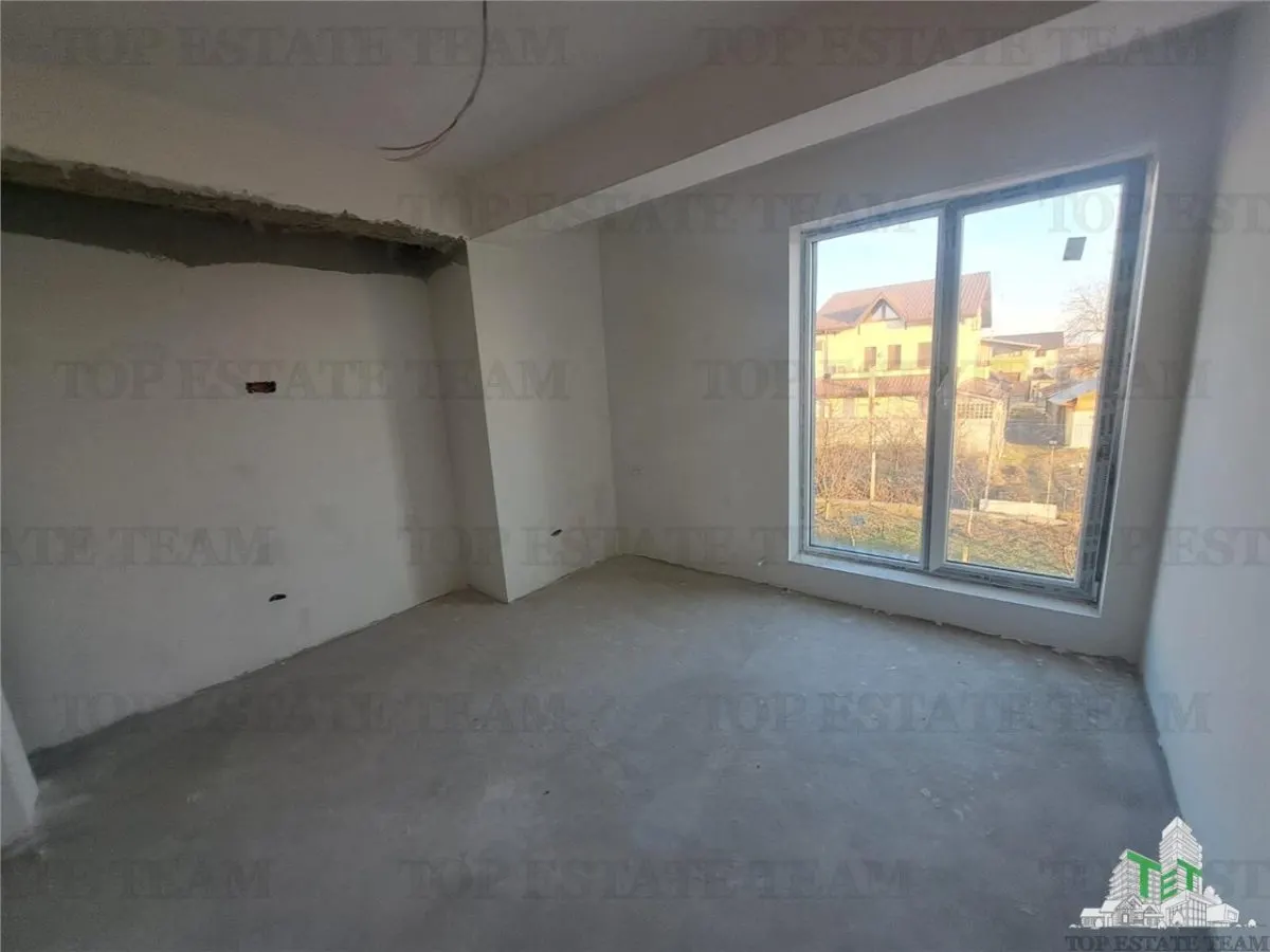 Villa Triplex en Venta en Magurele, Ilfov - foto 4