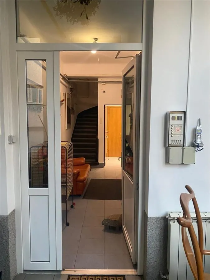Villa con 5 Apartamentos en Venta en Cismigiu, Sector 1 - foto 11
