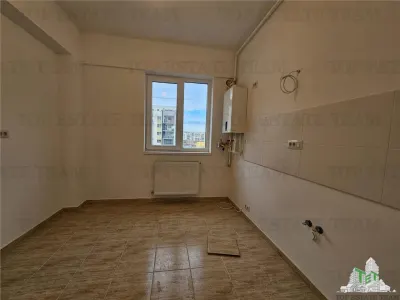Apartamento de 3 Dormitorios, Popesti Leordeni, Junto al Metro - foto 5